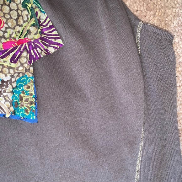 Burning Torch Tank With Colorful Neckline - Picture 14 of 16